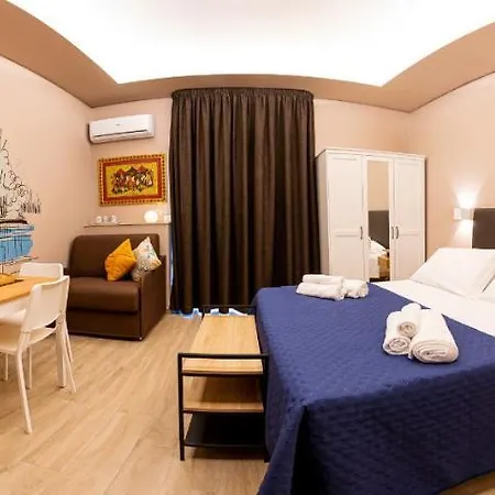 Astare -short Lets In Carrassi- Daire