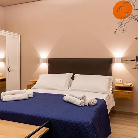 Astare -short Lets In Carrassi- * Μπάρι