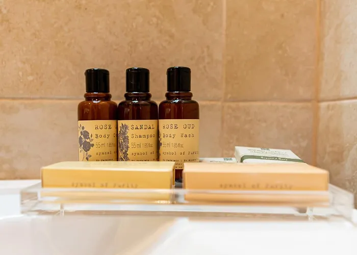 Astare Short Lets Carrassi 公寓